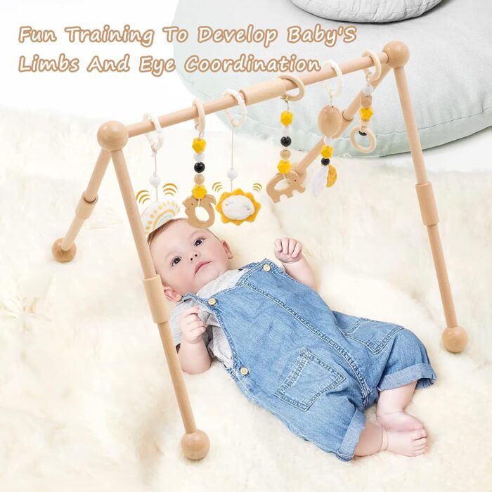 Gimnasio para bebés con marco y barra colgante con juguetes